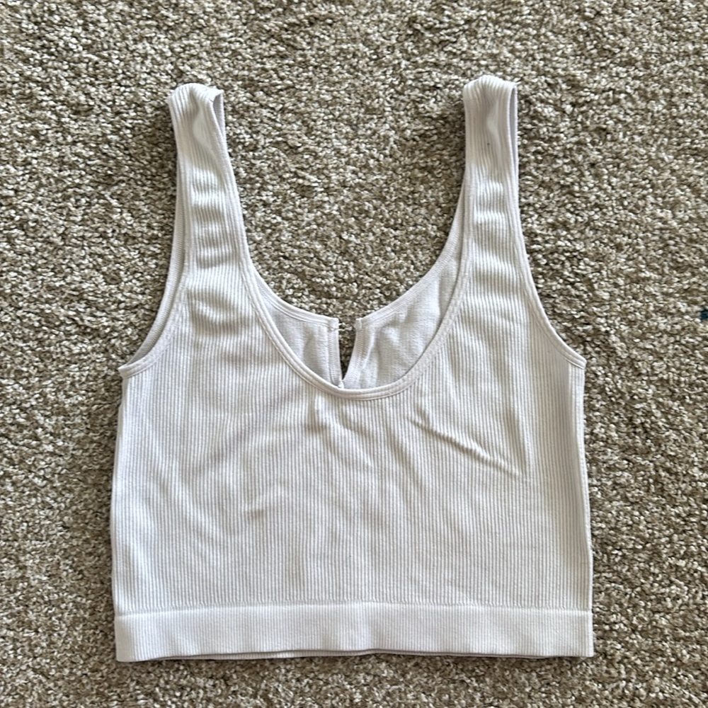 White Ribbed Crop Top - Picture 2 of 4